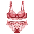 Set di lingerie in pizzo rosso con ricami floreali e piccoli dettagli a fiocco - Rosso anguria