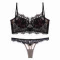 Conjunto de lencería de encaje de pestañas negro de estilo francés con sujetador con aro - S / Negro