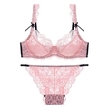 Ensemble lingerie dentelle florale rose avec nœuds noirs et soutien-gorge à armatures - 70A / Haut Et Bas / Rouge pastèque