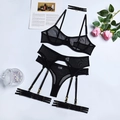 Ensemble lingerie sexy en maille noire avec soutien-gorge à armatures et porte-jarretelles - S / Modèle Quatre Pièces (MY96615) / Noir
