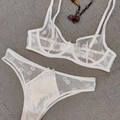 Wit transparant mesh lingeriesetje met bloemenborduursels en beugelbeha met bijpassend broekje - S / Wit