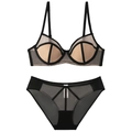 Set lingerie a due pezzi in mesh con bordi a contrasto e coppe con ferretto - 70B / Nero