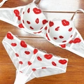 Completo intimo in pizzo bianco stile francese con ricamo labbra rosse e reggiseno push-up - 75B / Bianco