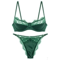 Détail d'un ensemble soutien-gorge en dentelle vert émeraude et culotte en satin - S / Vert Émeraude