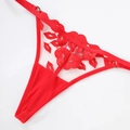 String sexy en résille rouge pour femme avec broderie lèvres en dentelle et liens réglables - S / String Rouge