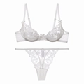 Ensemble de lingerie en dentelle florale blanche avec soutien-gorge et string assorti - S / Blanc (Soutien-gorge Et String)