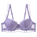 Reggiseno in pizzo lavanda con motivi a cuore e spalline con volant - 70B / Top Viola