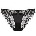 Nahaufnahme der schwarzen floralen Spitze und Mesh an der sexy Damenunterhose mit Spitze - M / Schwarz