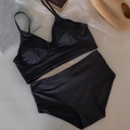Elegantes schwarzes Bikini-Set mit High-Waist-Hose und Bügel-BH für Damen - S / Schwarz