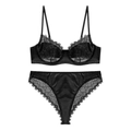 French black lace and satin lingerie set with underwire bra and matching panties - M / Black