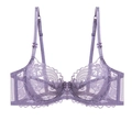 Détail de la dentelle florale violette et du petit nœud sur le soutien-gorge à armatures - 70B / Hauts / Violet