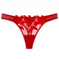 String rouge élégant pour femme avec broderie florale et détails en maille fine - XS / Rouge