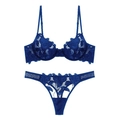Dessous-Set aus kobaltblauer Spitze mit transparentem Netz-BH und passendem Tanga - S / Blau