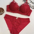 Sexy rotes Spitzenunterwäsche-Set mit Push-up-BH und passendem Slip mit Metallringen - 70B / Rot