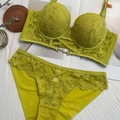 Ensemble lingerie en dentelle jaune fluo avec soutien-gorge push-up 75B et culotte - 70B / Vert