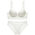 Elegante witte kanten lingerieset met push-up beha en bijpassende slip met schulprand - 70C / Wit
