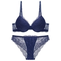 Elegante conjunto de lencería de encaje azul marino con sujetador push-up y braga a juego - 70A / Azul Real