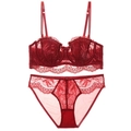 Ensemble lingerie en dentelle florale rouge avec soutien-gorge à armatures et culotte assortie - 70A / Haut Et Bas / Rouge