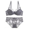 Ensemble de lingerie en dentelle gris foncé avec soutien-gorge fin et culotte assortie - 70A / Haut Et Bas / Gris