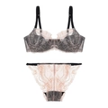 Elegante set di lingerie in pizzo nero e rosa con motivi floreali e coppe sfoderate - 70B / Rosa Chiaro