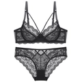 Elegant black floral lace lingerie set with underwire bra and matching panties - 70A / Black