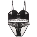Ensemble de lingerie en dentelle noire avec soutien-gorge à armatures et culotte assortie - 70A / Haut Et Bas / Noir