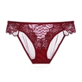 Bragas de encaje rojo vino profundo para mujer con diseño de malla transparente de talle bajo - M / Burdeos