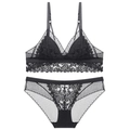 Schwarzes Spitzen-Lingerie-Set mit kabellosem Triangel-BH und passendem Slip - M (Passt 75ABC) / Schwarz