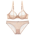 Conjunto de lencería de malla beige transparente con encaje y tirantes ajustables - 70B / Desnudo