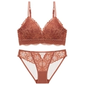Set lingerie sexy in pizzo color caramello con reggiseno senza ferretto e slip - 80C / Set Caramello