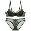 Forest green floral lace lingerie set with underwire bra and matching mesh panties - 70A / Green