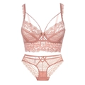 Dessous-Set aus hellrosa Spitze mit Blumen-BH und passendem Höschen mit Riemchendetails - 70B / Rosa