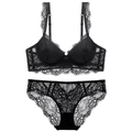 Completo intimo in pizzo floreale nero con reggiseno push-up e slip coordinati - Nero / 75A