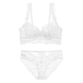 Elegante conjunto de lencería de encaje blanco con sujetador de malla y braga - 70B / Blanco