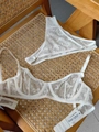 Ensemble de lingerie en dentelle blanche avec motif Pégase, soutien-gorge et string - Blanc