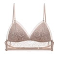 Bralette de encaje café claro con copas de triángulo y detalles de malla transparente - S / Caqui