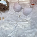 Ensemble de lingerie en dentelle blanche avec soutien-gorge push-up et anneaux dorés - 70B / Blanc