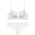Conjunto de lencería blanca sin costuras con escote en U profundo y efecto realce suave - 70A / Blanco