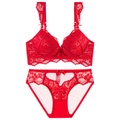 Completo intimo in pizzo rosso con reggiseno push-up e slip in rete coordinati - 75C / Rosso