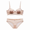 Luxe kanten lingerieset met beugelbeha en bijpassende slip in huidskleur nude - 70A / Roze