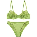 Lace lingerie set with underwire bra and matching panties in light green color - S / Green