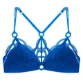 Detail eines elektrisch blauen Spitzen-BHs mit feiner Netzstickerei und Metallringgliedern - S / Blau