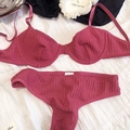 Lace-free waffle texture lingerie set in deep pink with v-neck bra and matching panties - S / Set / Rose Red Set