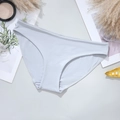 Culotte sans couture gris clair à taille basse en tissu soyeux respirant pour femmes - Gris