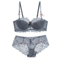 Set lingerie in pizzo con reggiseno a copertura totale e slip coordinati blu-grigio - 70A / Grigio