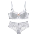 Completo intimo in pizzo floreale bianco con reggiseno a mezza coppa e slip abbinato - 70A / Bianco