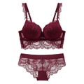 Elegante wijnrode kanten lingerieset met push-up beha en bloemenborduursel - 70A / Boven- En Onderstuk / Bordeauxrood