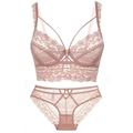 Ensemble lingerie en dentelle vieux rose avec broderie florale et détails de roses - 90C / Rose
