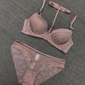 Set lingerie in pizzo a V profondo con reggiseno push-up e cinturino rosa antico - 70B / caffè