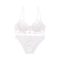 Conjunto de lencería de encaje bordado blanco con sujetador con aro y tela de malla - 70B / Blanco